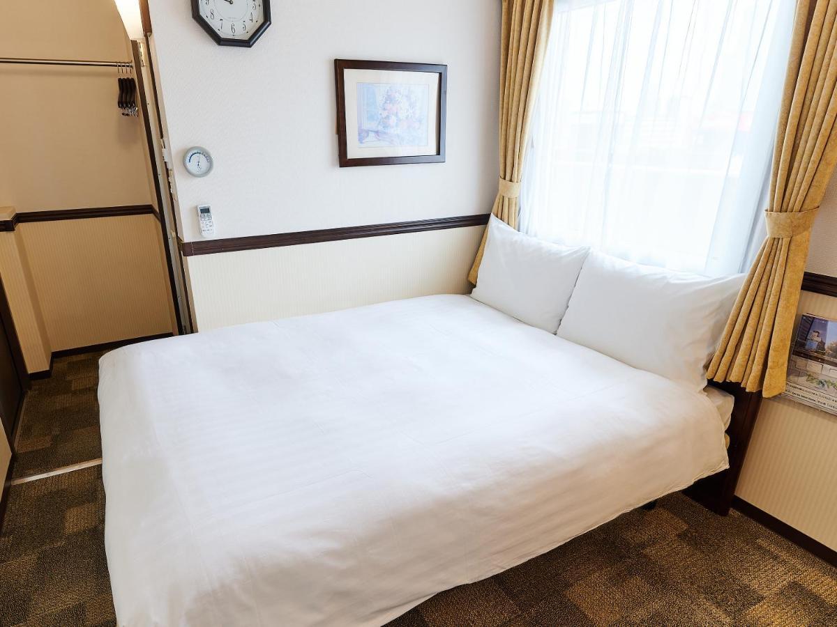 Toyoko Inn Osaka Shinsaibashi Nishi Kültér fotó